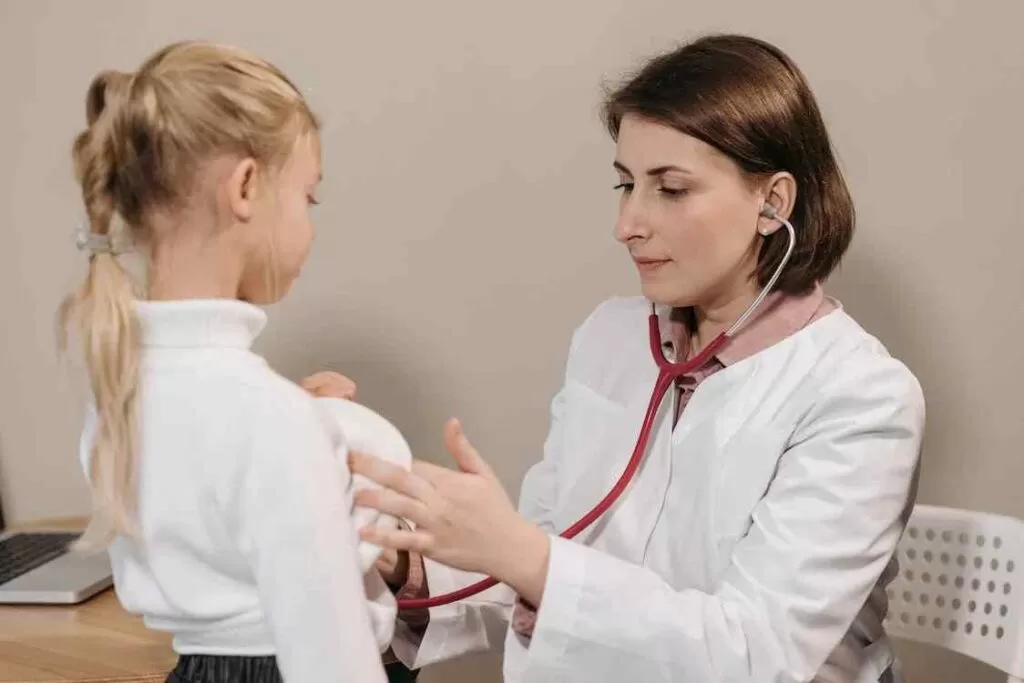 1.1. Virozele respiratorii - de cate tipuri sunt virozele respiratorii_Medic pediatru, consultatii de pediatrie la domiciliu, copil cu viroza respiratorie
