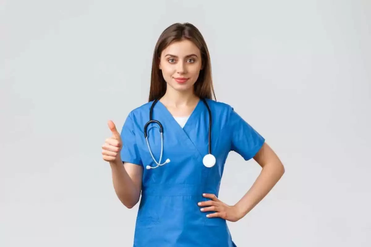 Pneumonia: Ce este, care sunt cauzele, simptomele, tipurile de pneumonie, cum se tratează, dar și cum se previne?